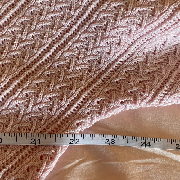 White House Black Market Light Pink V-Neck Sweater - Picture 8 of 9